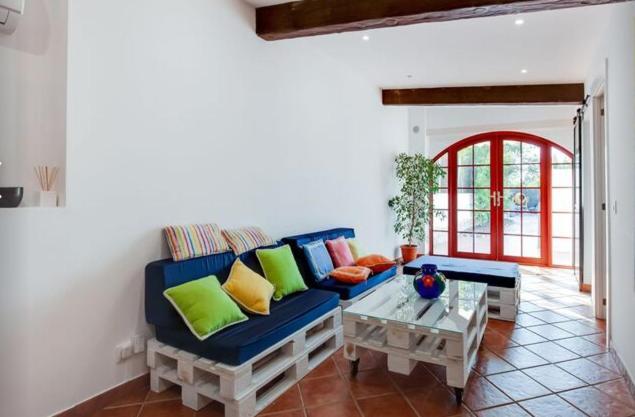 Detached Villa For 6 People In Lloret De Mar With Comunal Outdoor Swimming Pool Puigventos Exterior photo