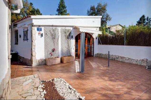 Detached Villa For 6 People In Lloret De Mar With Comunal Outdoor Swimming Pool Puigventos Exterior photo